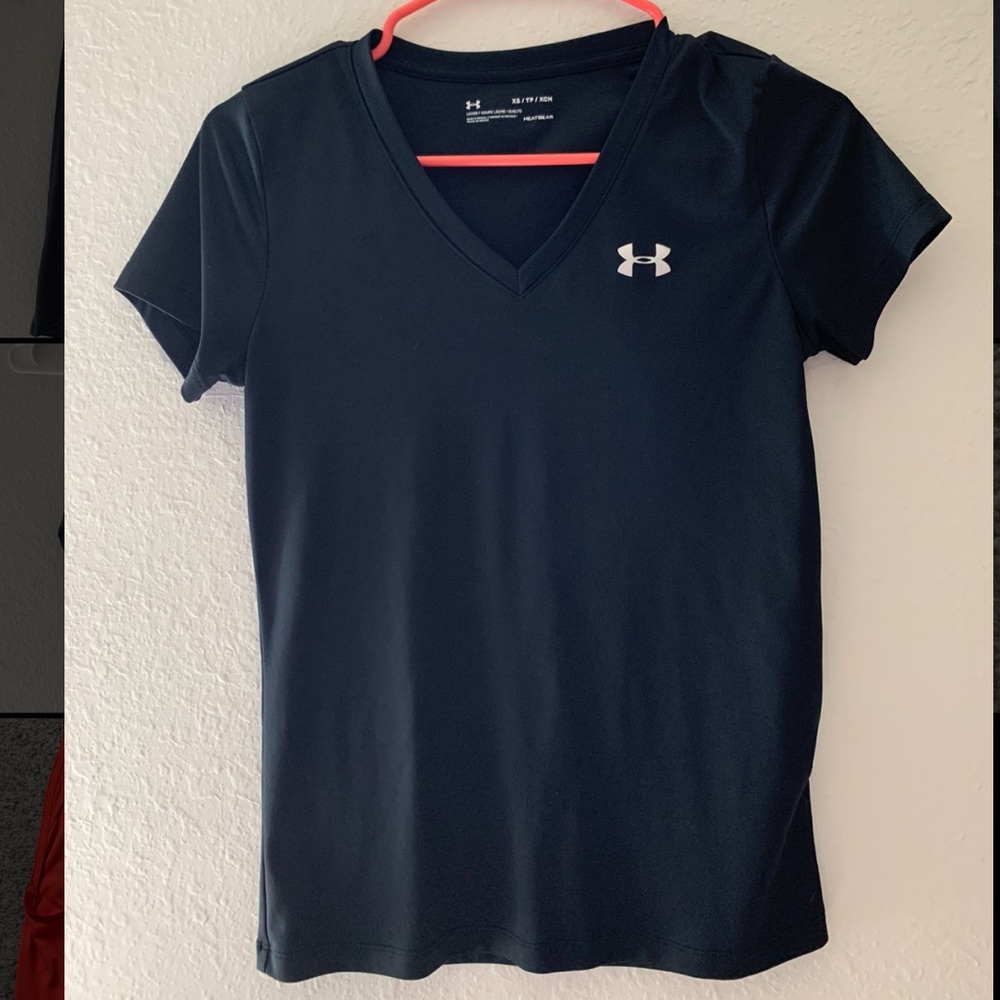 Black Underarmour Tank